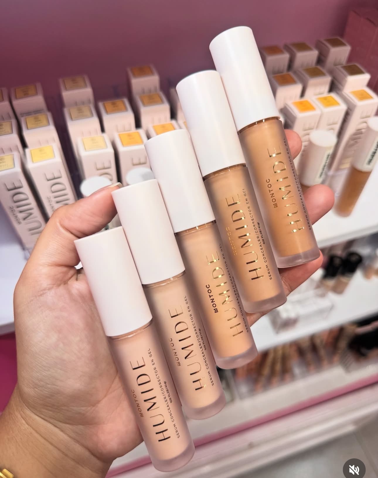 Corrector de ojeras Montoc