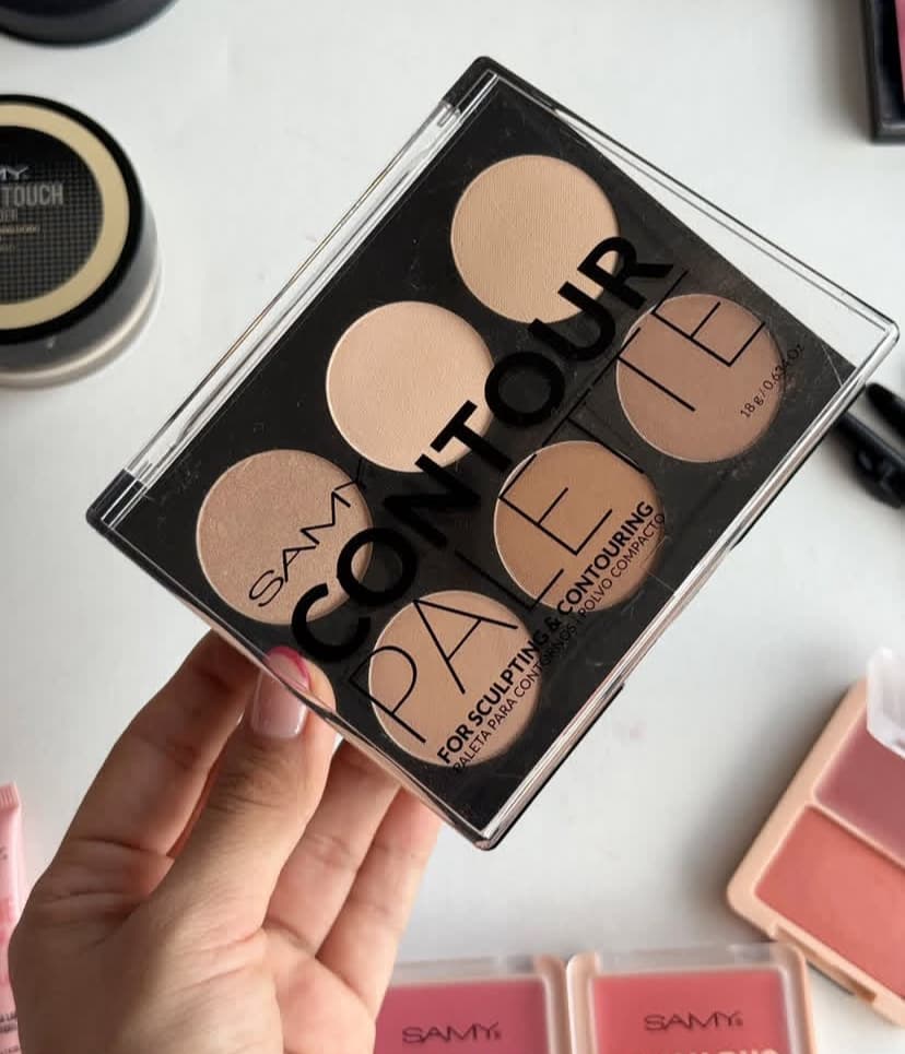 Paleta de contorno e iluminador Samy